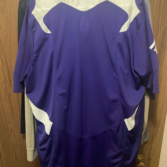 Adidas dry fit - Picture 4 of 4